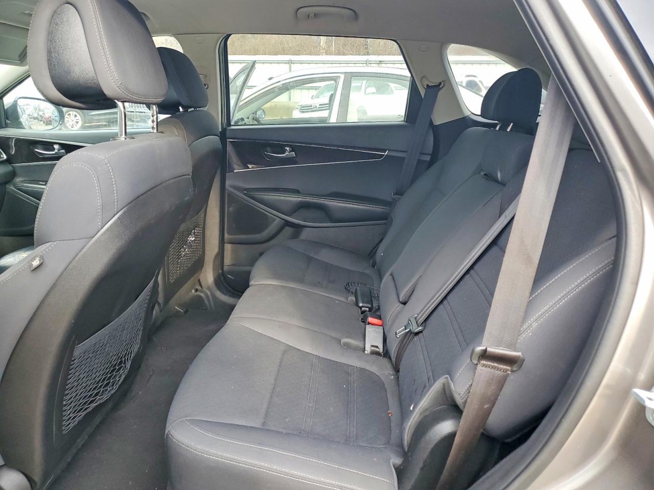 2016 KIA SORENTO LX photo 10