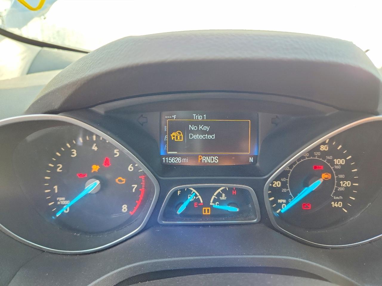 2017 FORD ESCAPE SE photo 9