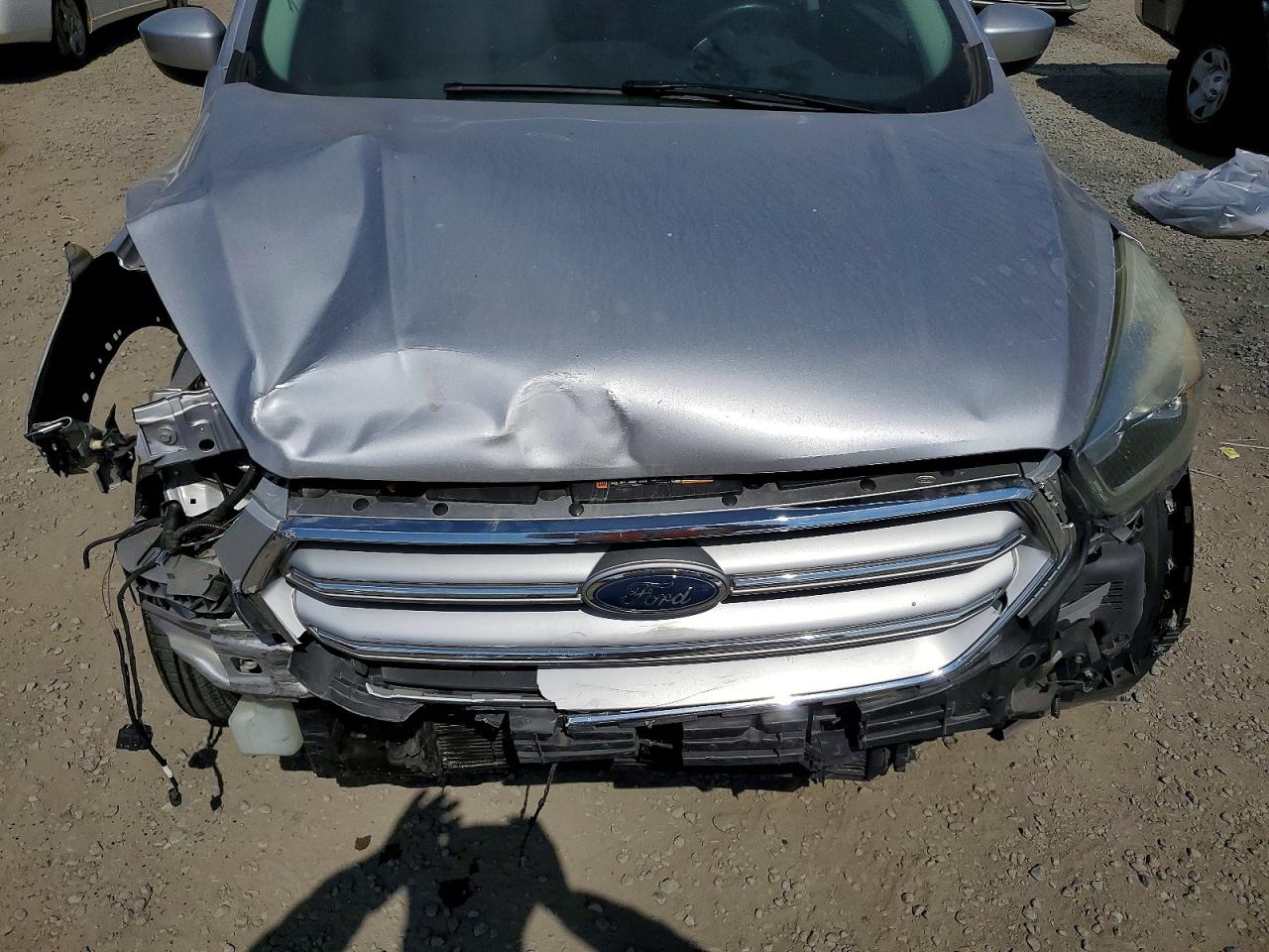 2017 FORD ESCAPE SE photo 12
