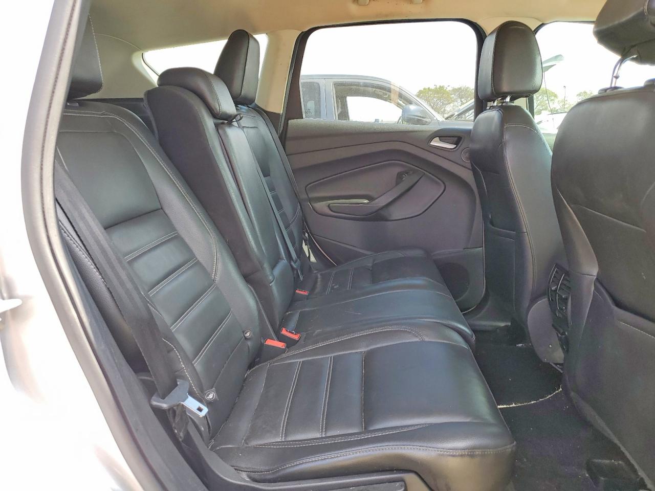 2017 FORD ESCAPE SE photo 11