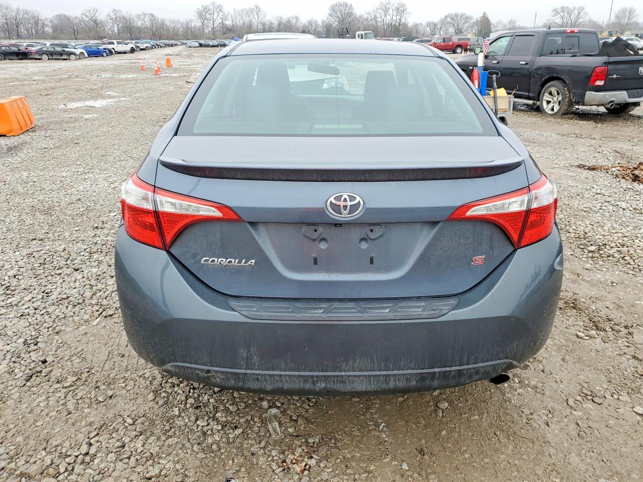 2015 TOYOTA COROLLA S PLUS photo 11