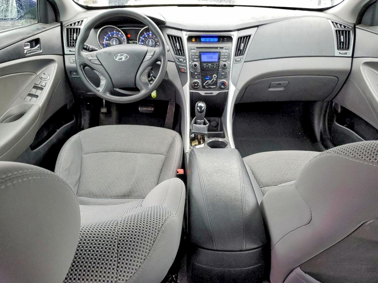 2011 HYUNDAI SONATA GLS photo 8