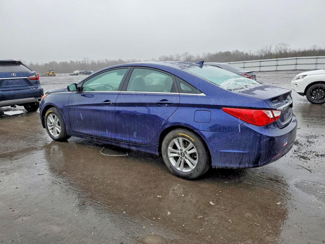 2011 HYUNDAI SONATA GLS photo 2