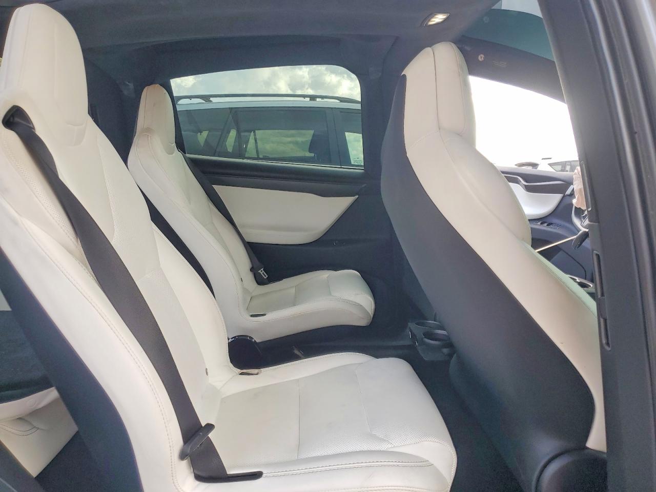2018 TESLA MODEL X photo 11