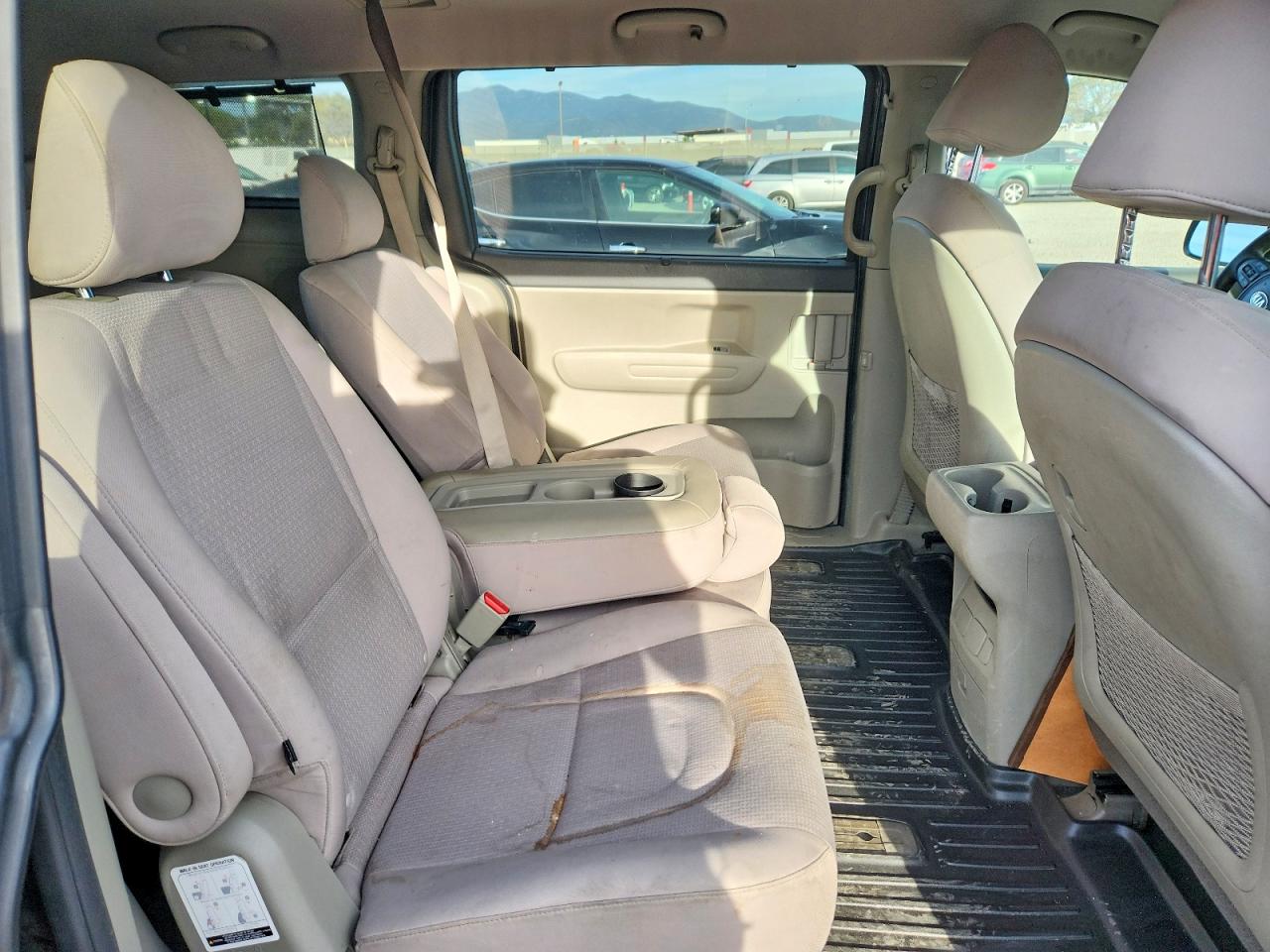 2016 KIA SEDONA LX photo 31