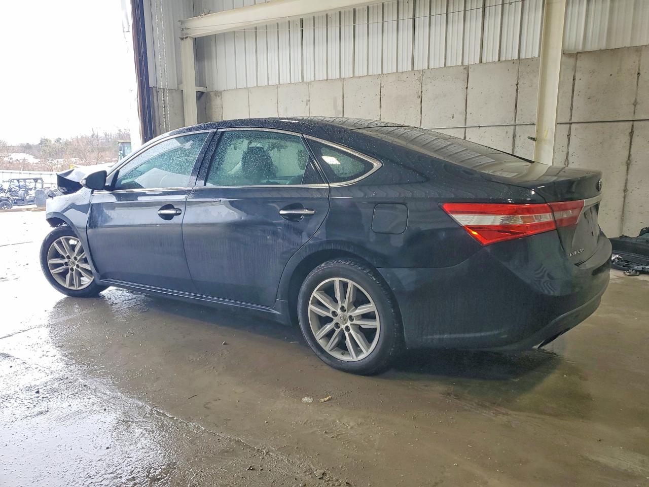 2013 TOYOTA AVALON XLE PREMIUM photo 3