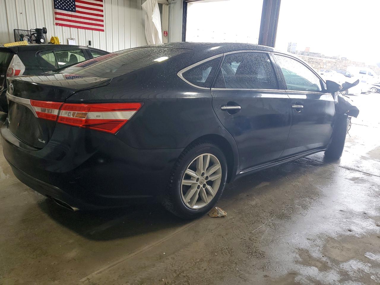 2013 TOYOTA AVALON XLE PREMIUM photo 5