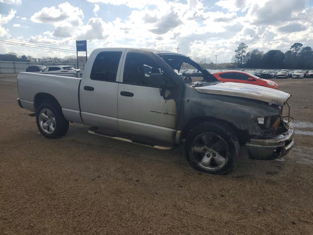 2003 DODGE RAM 1500 ST photo 4