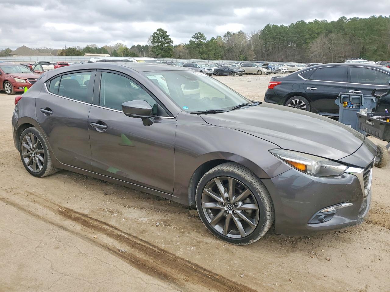 2018 MAZDA 3 GRAND TOURING photo 4