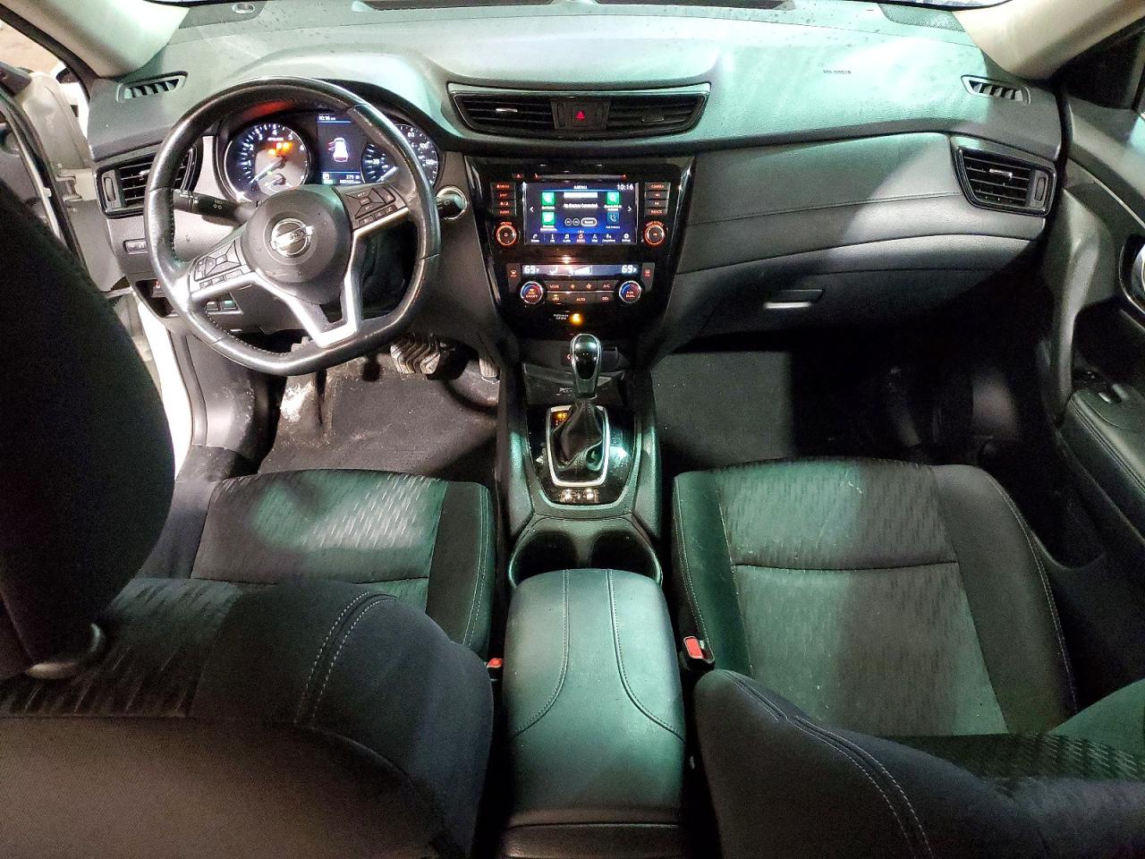 2018 NISSAN ROGUE SV photo 22