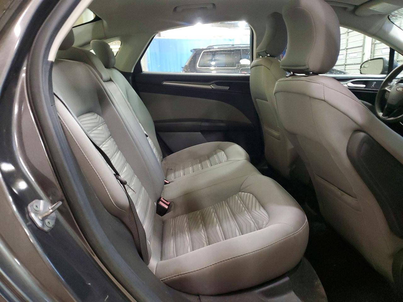 2016 FORD FUSION S photo 37