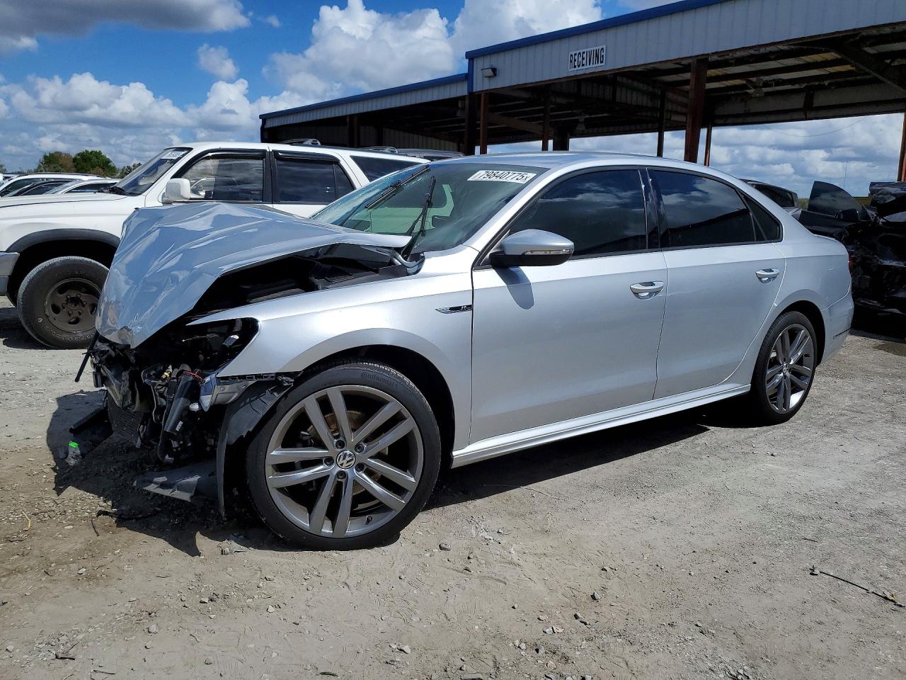 2018 VOLKSWAGEN PASSAT