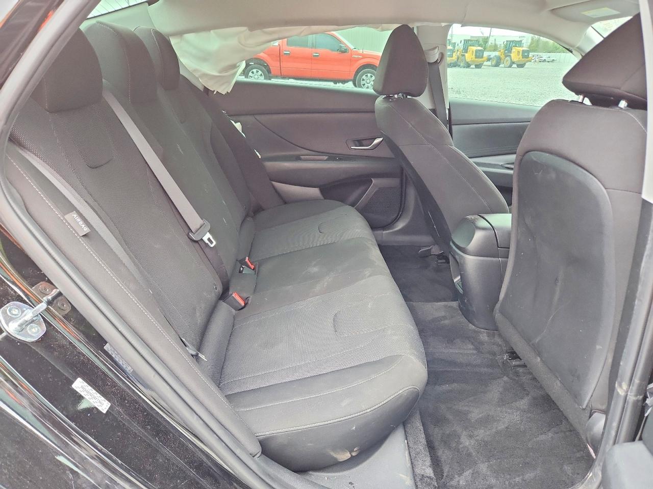 2025 HYUNDAI ELANTRA SE photo 19