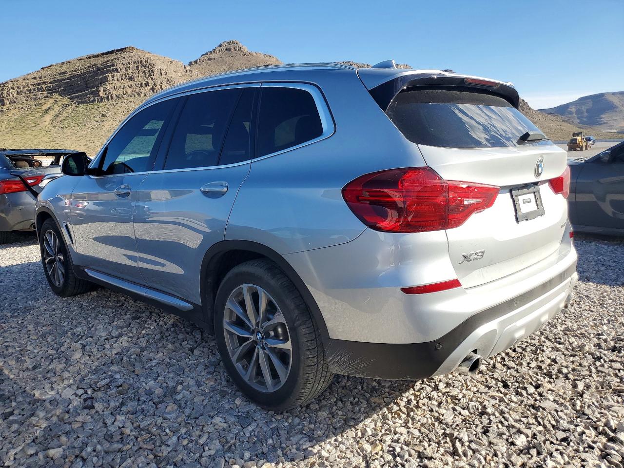 2019 BMW X3 SDRIVE30I photo 2