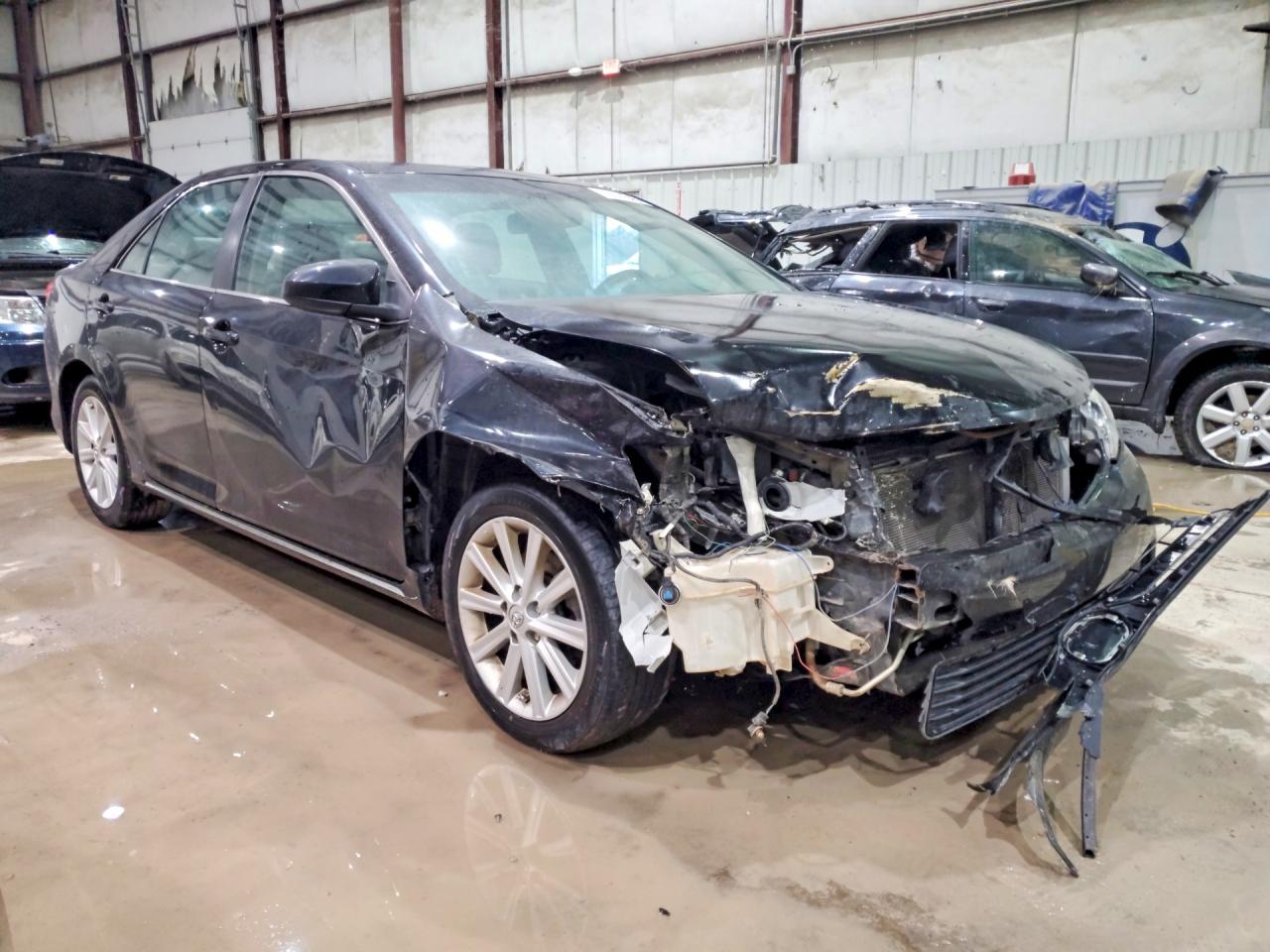 2014 TOYOTA CAMRY XLE V6 photo 7
