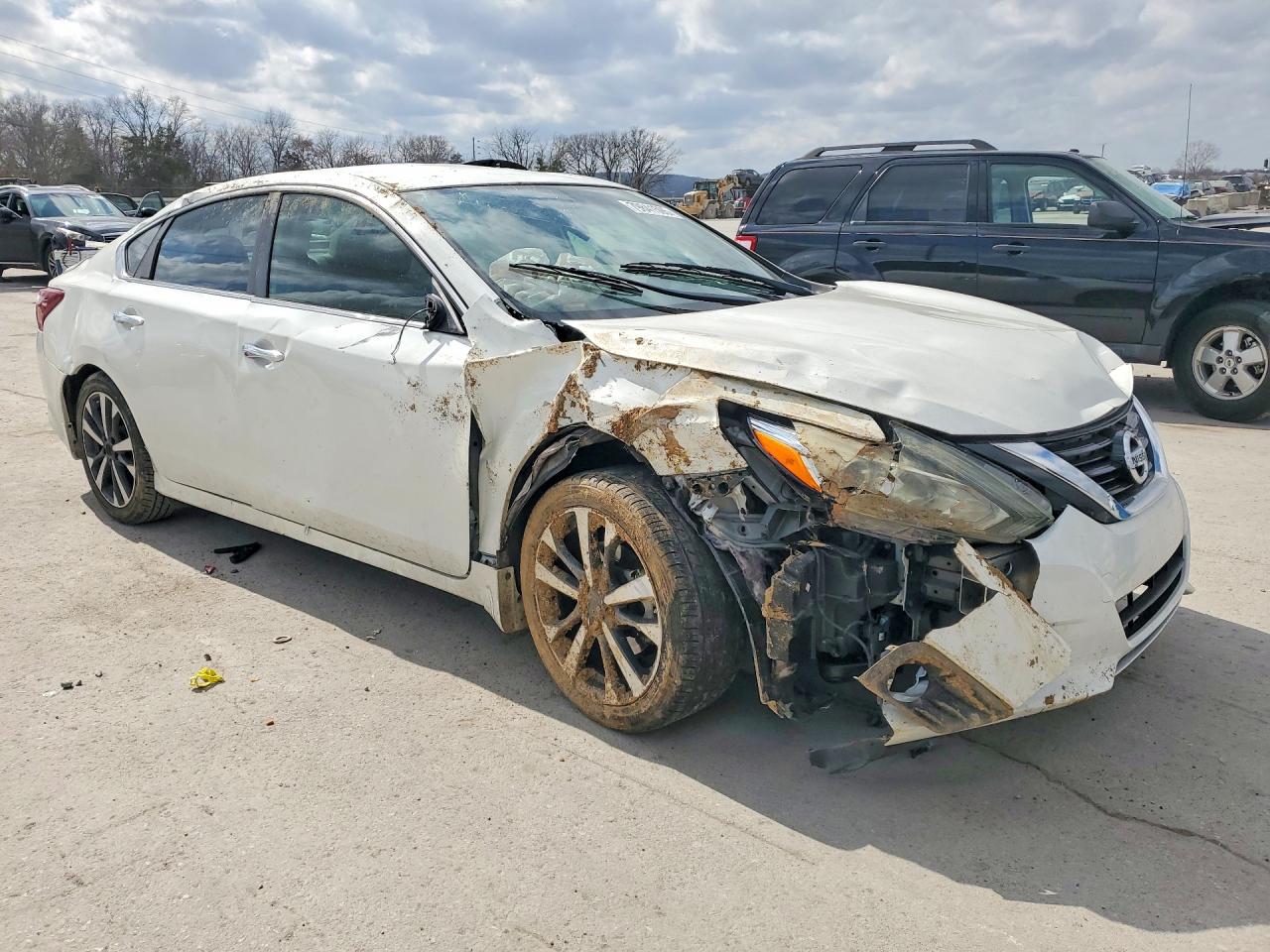 2017 NISSAN ALTIMA 2.5 SR photo 7
