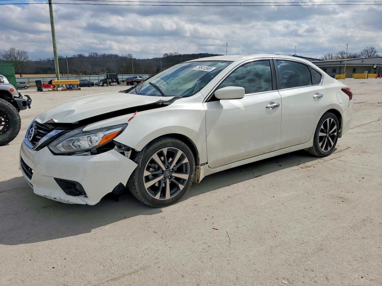 2017 NISSAN ALTIMA