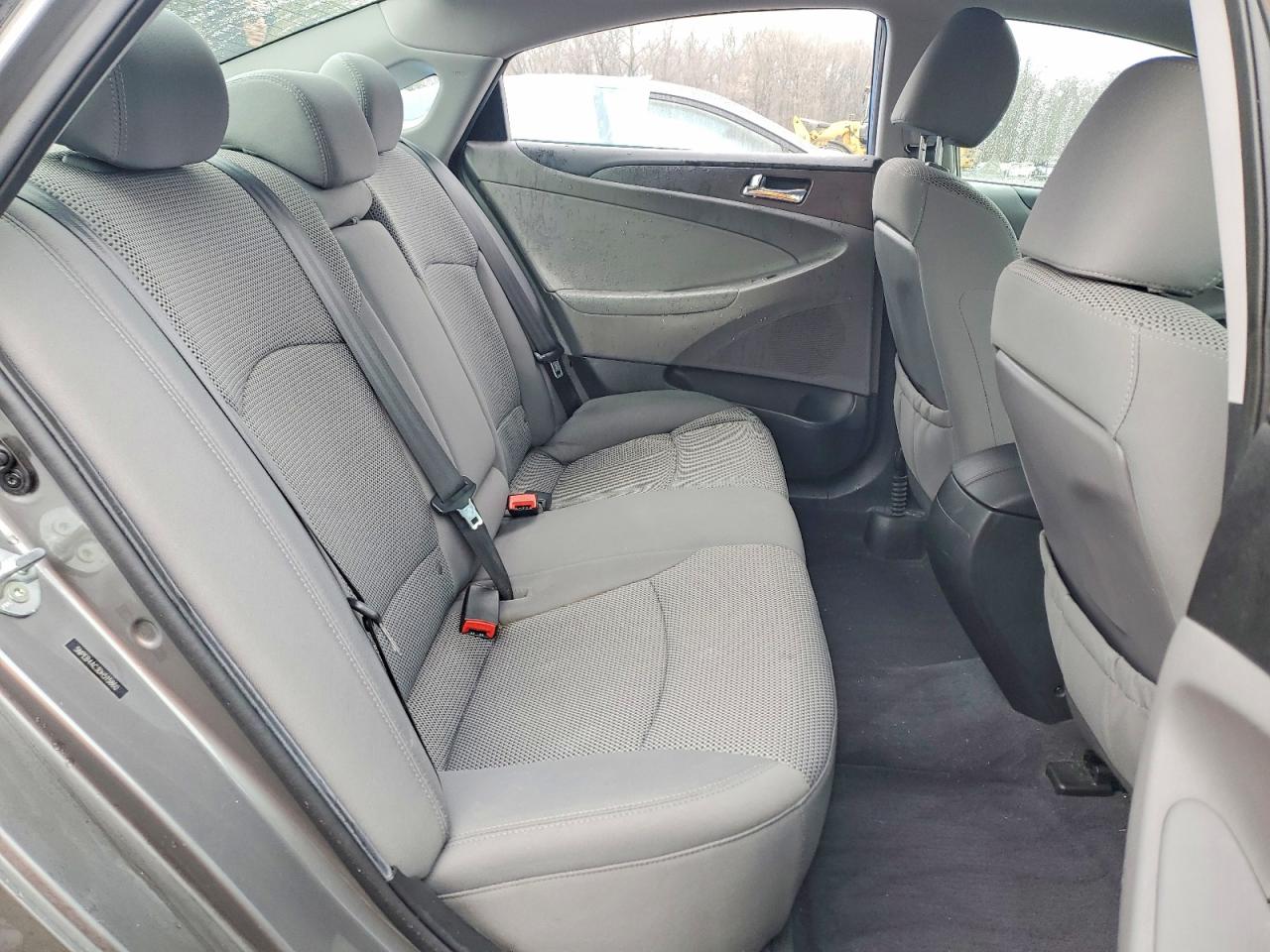 2013 HYUNDAI SONATA GLS photo 10
