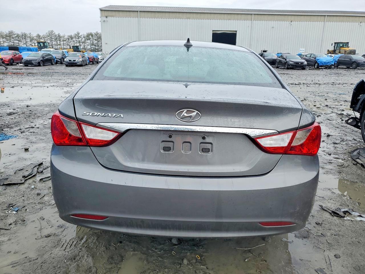 2013 HYUNDAI SONATA GLS photo 6