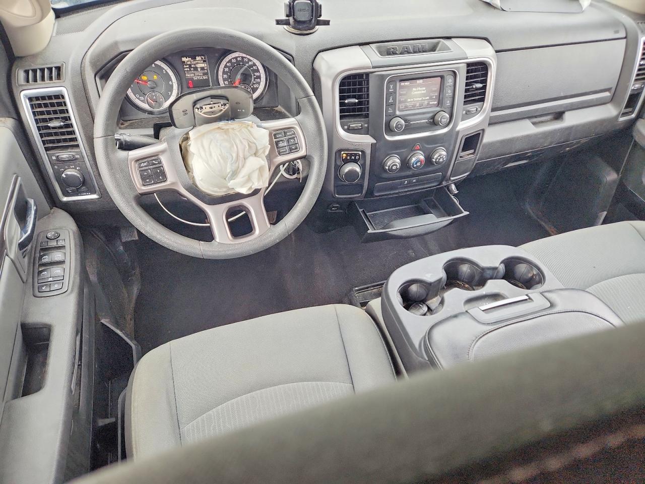 2022 RAM 1500 CLASSIC SLT photo 22
