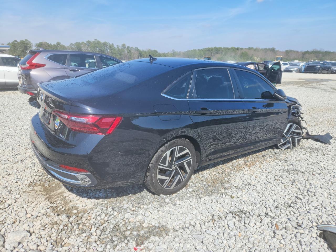 2024 VOLKSWAGEN JETTA SEL photo 3