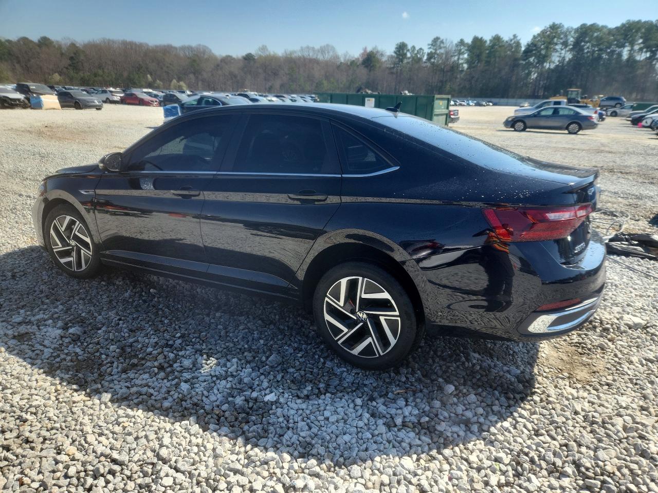 2024 VOLKSWAGEN JETTA SEL photo 2