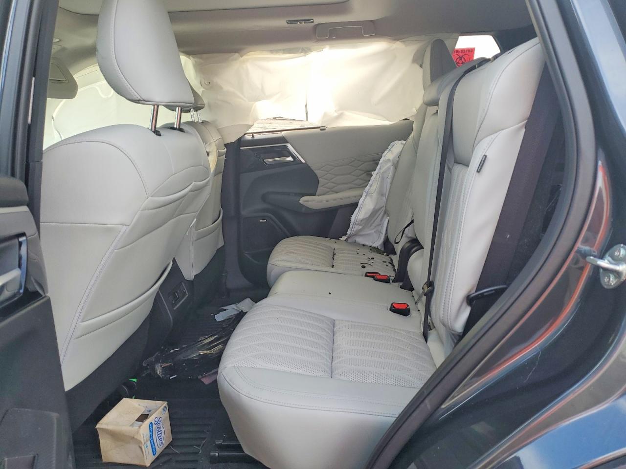 2025 MITSUBISHI OUTLANDER SEL photo 11