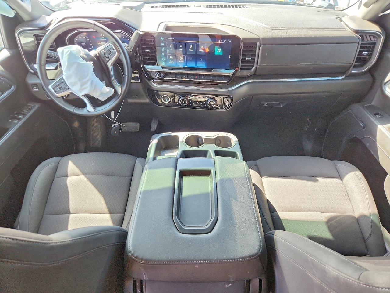 2024 CHEVROLET SILVERADO K1500 LT photo 22