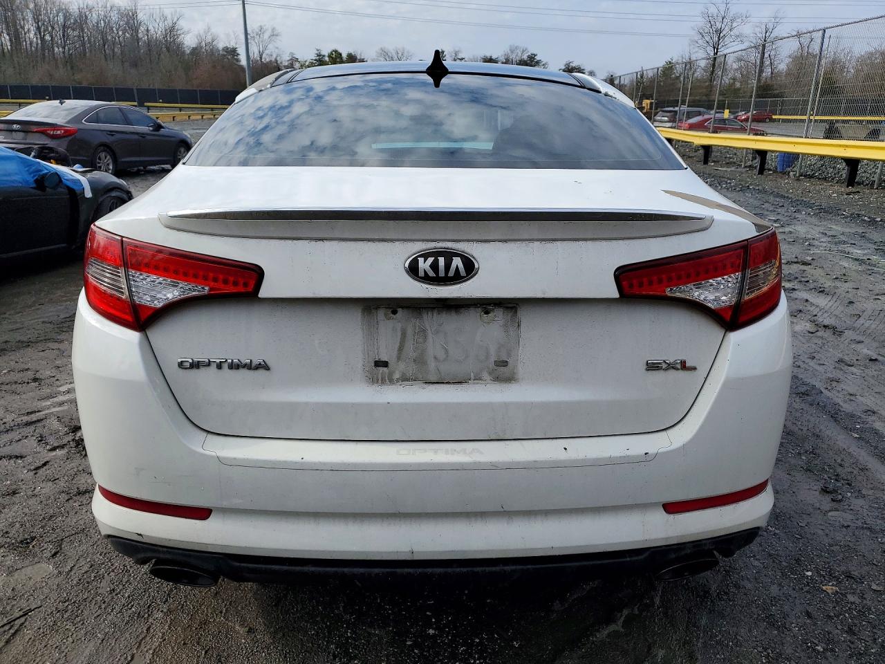 2013 KIA OPTIMA SX photo 11