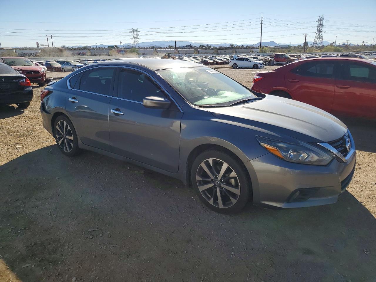 2017 NISSAN ALTIMA 2.5 SR photo 4