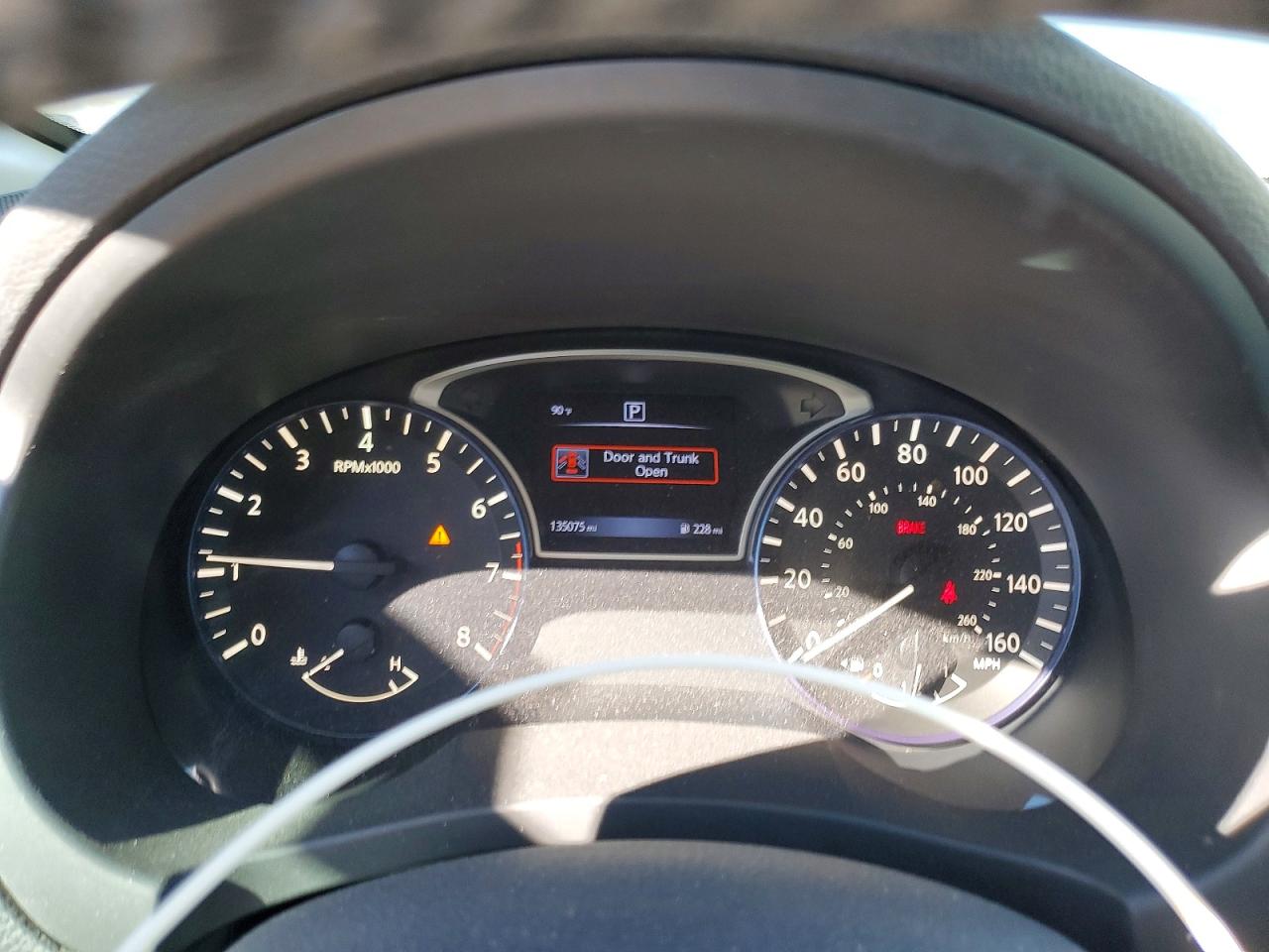 2017 NISSAN ALTIMA 2.5 SR photo 9