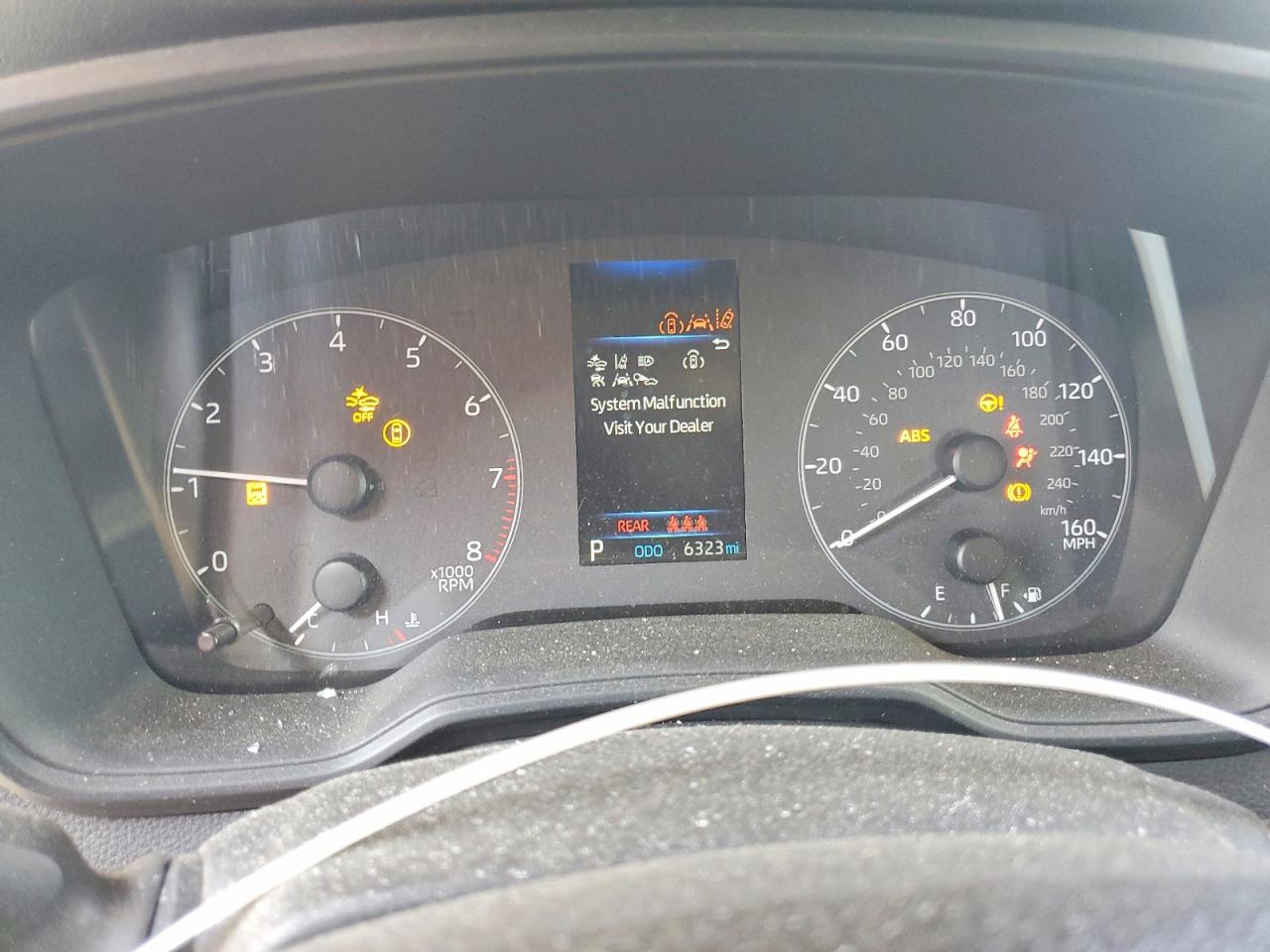2025 TOYOTA COROLLA LE photo 9