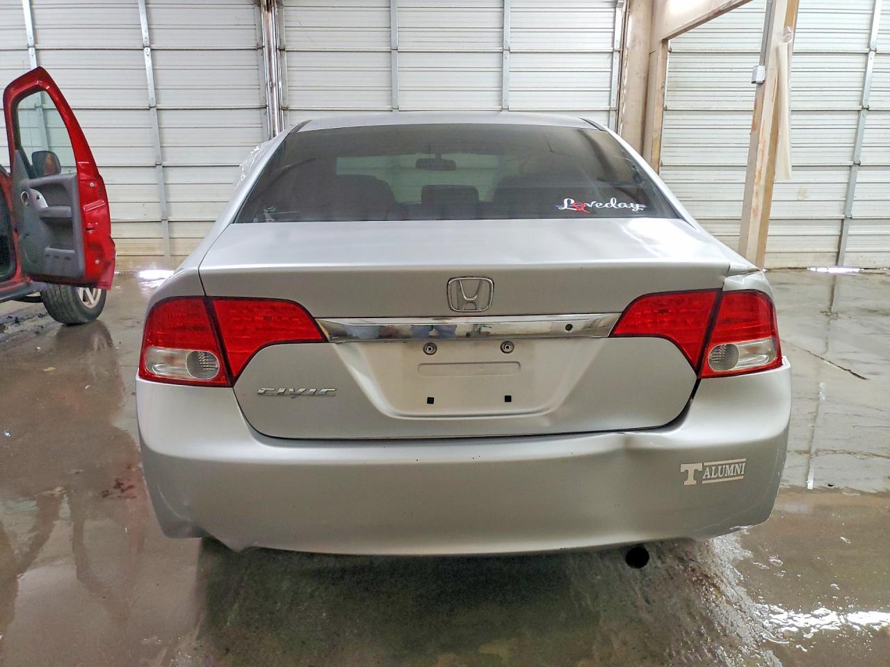 2010 HONDA CIVIC LX photo 11