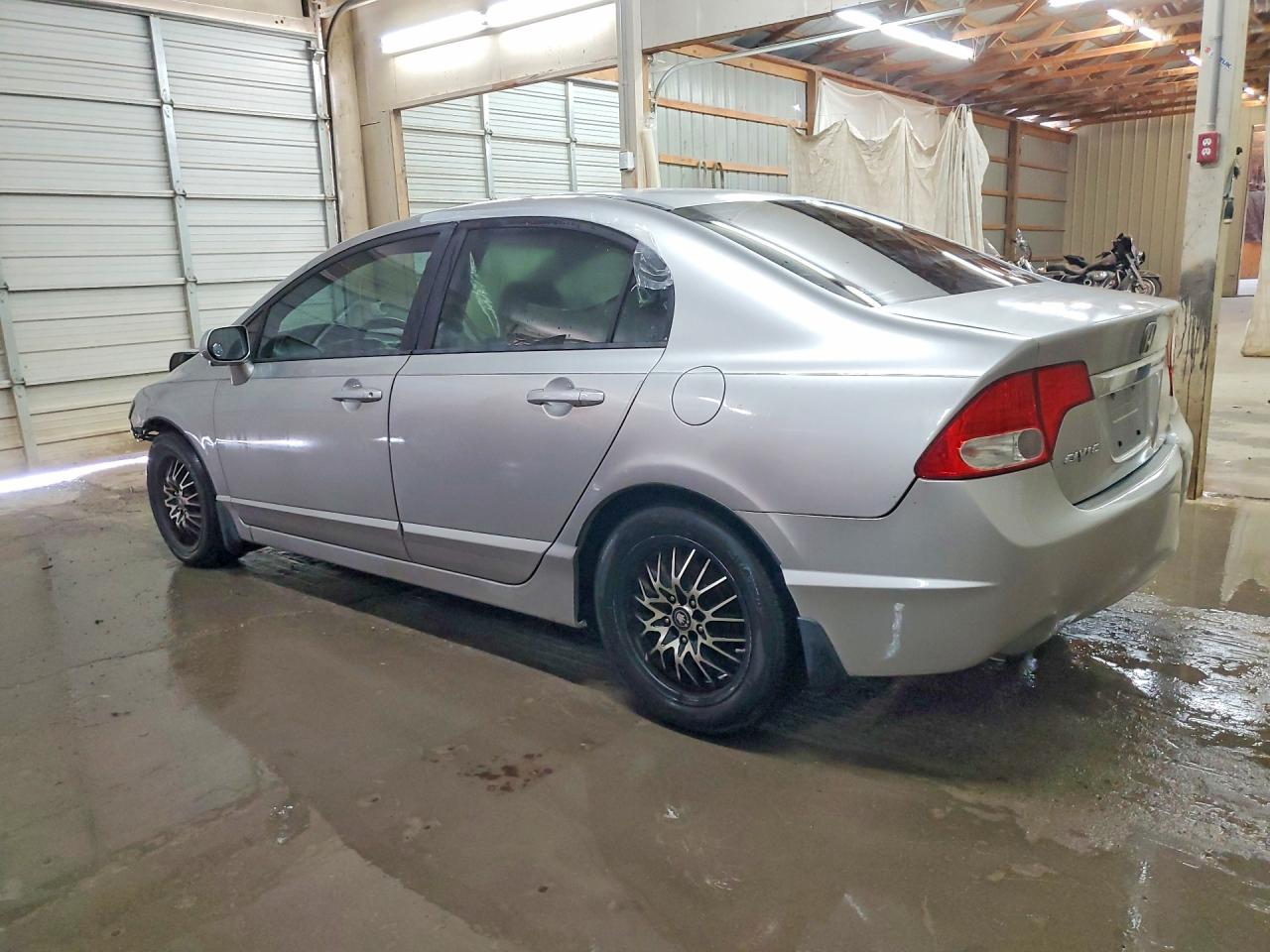 2010 HONDA CIVIC LX photo 3