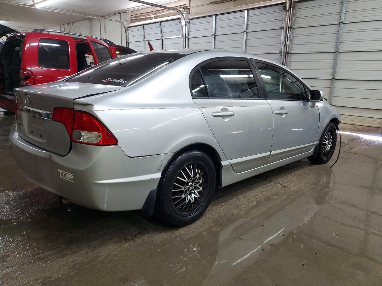 2010 HONDA CIVIC LX photo 5