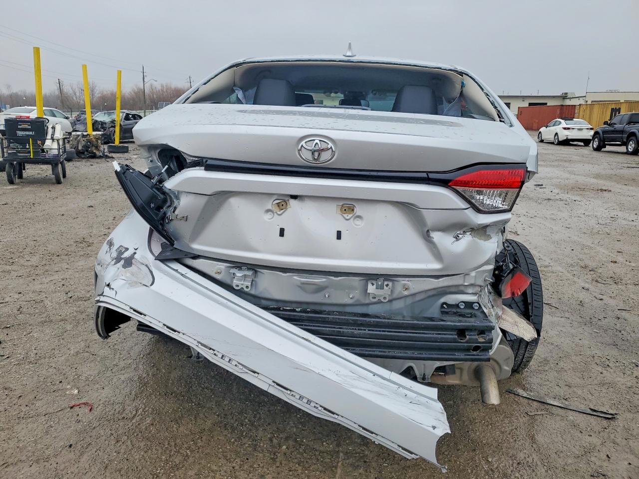 2024 TOYOTA COROLLA LE photo 6