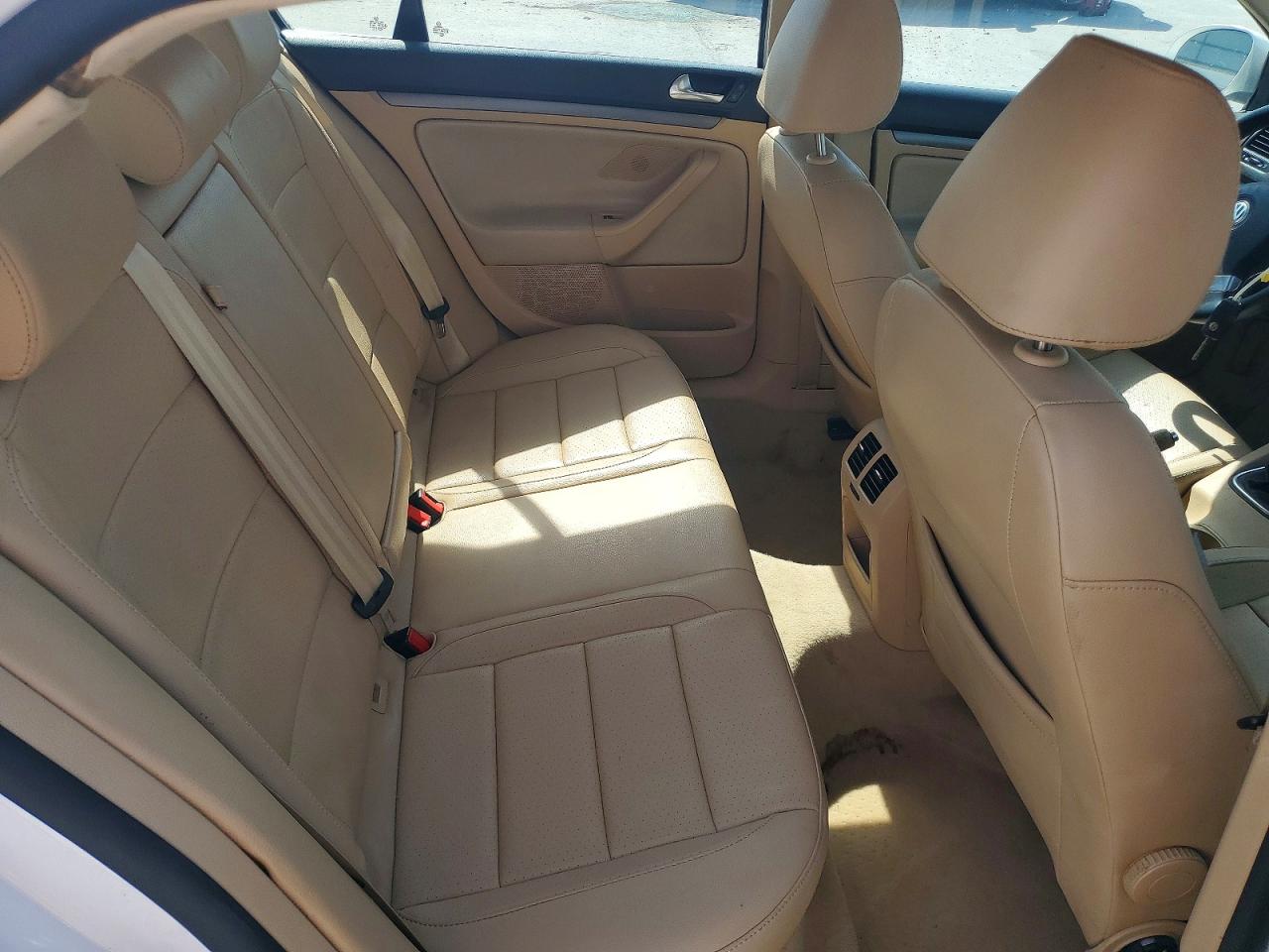 2009 VOLKSWAGEN JETTA SE photo 10