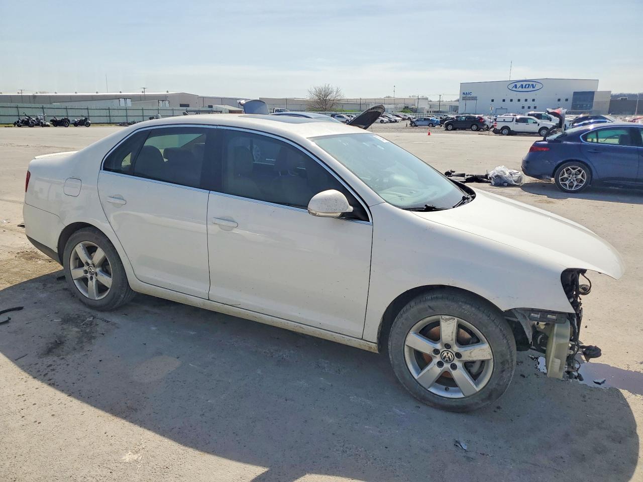 2009 VOLKSWAGEN JETTA SE photo 4