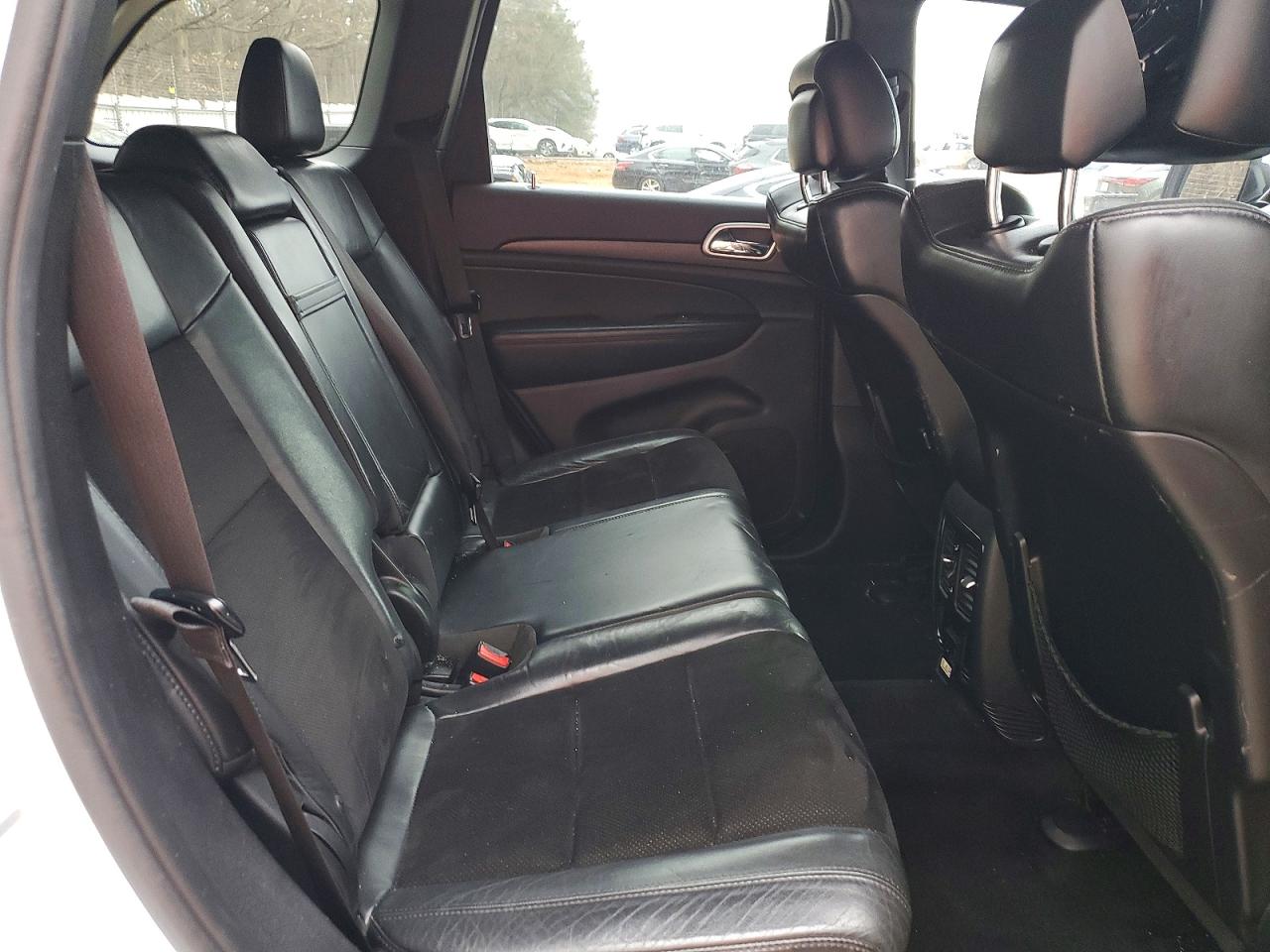 2015 JEEP GRAND CHEROKEE LAREDO photo 11