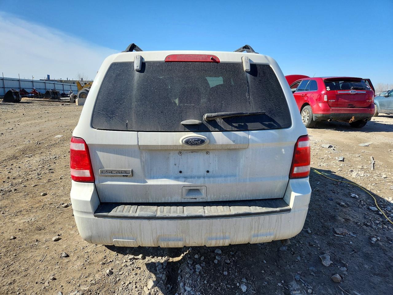 2011 FORD ESCAPE XLT photo 6