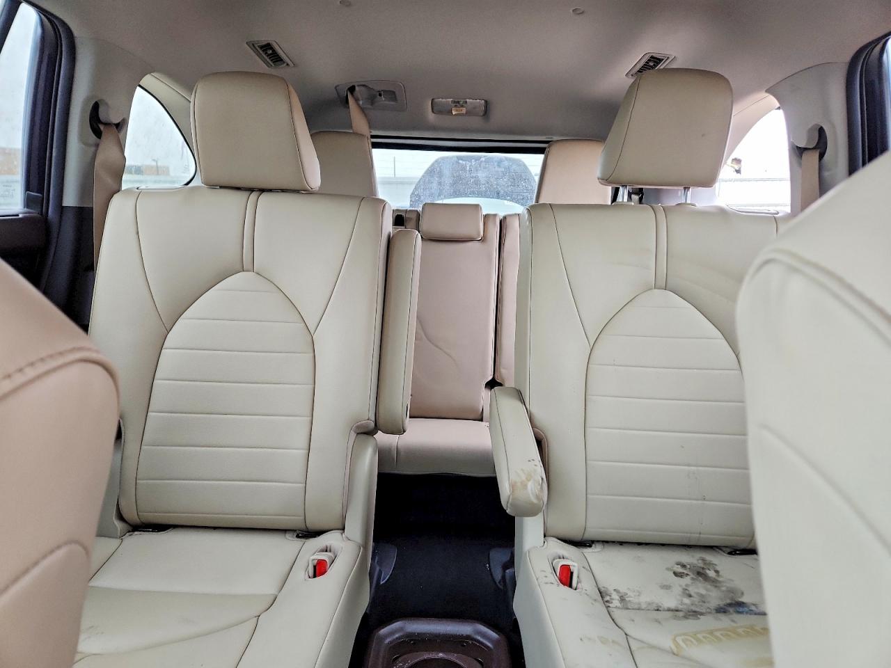 2020 TOYOTA HIGHLANDER XLE photo 19