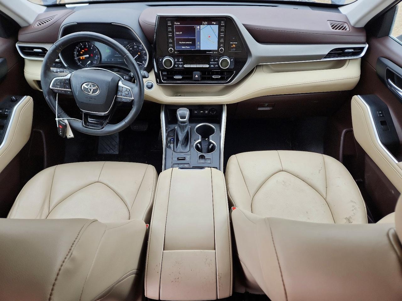2020 TOYOTA HIGHLANDER XLE photo 15