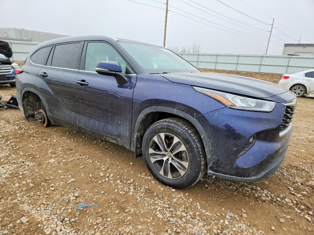 2020 TOYOTA HIGHLANDER XLE photo 7