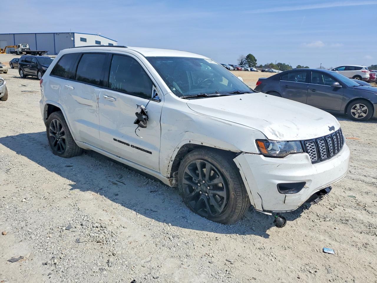 2022 JEEP GRAND CHEROKEE LAREDO E photo 4