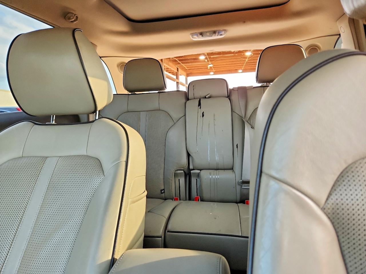 2015 LINCOLN TOWNHOUSE MKX photo 28