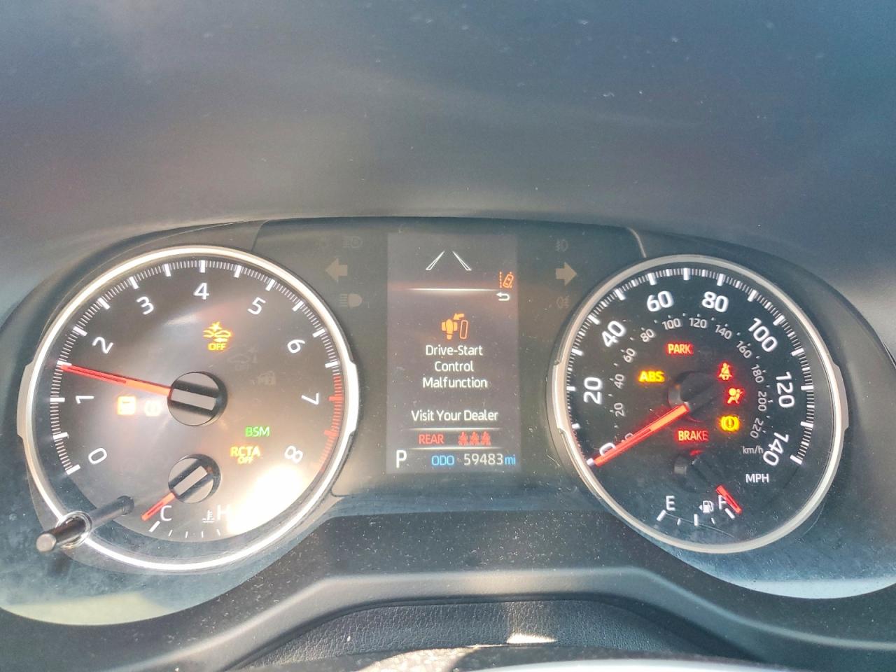 2022 TOYOTA RAV4 XLE photo 9
