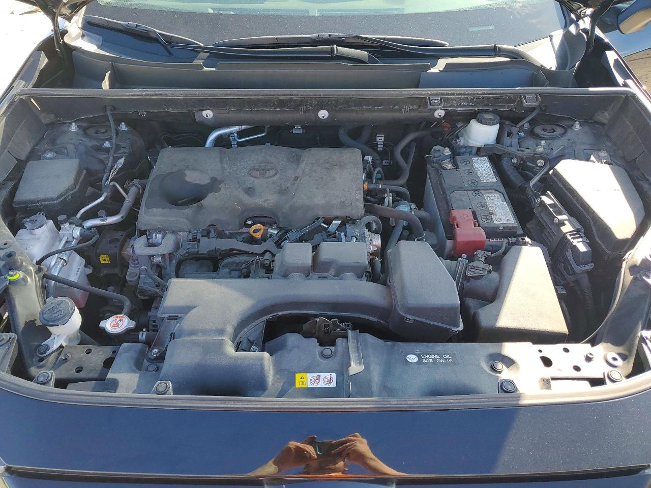 2022 TOYOTA RAV4 XLE photo 12
