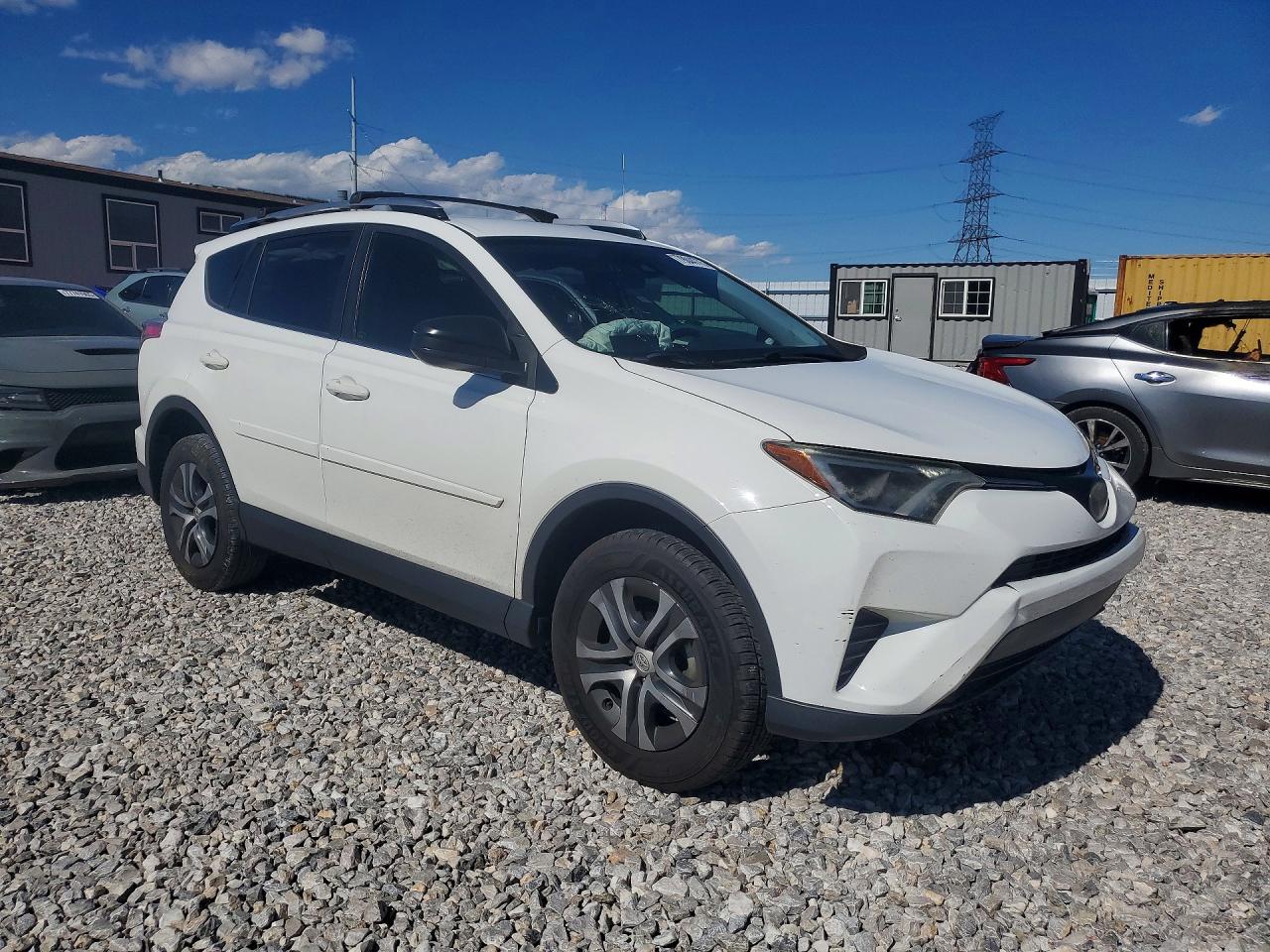 2017 TOYOTA RAV4 LE photo 7