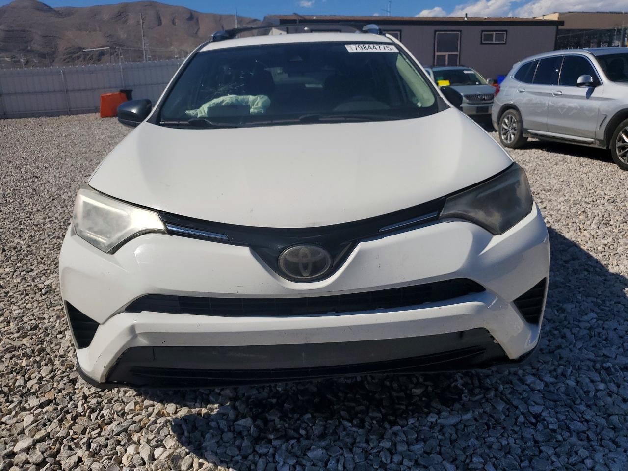 2017 TOYOTA RAV4 LE photo 9