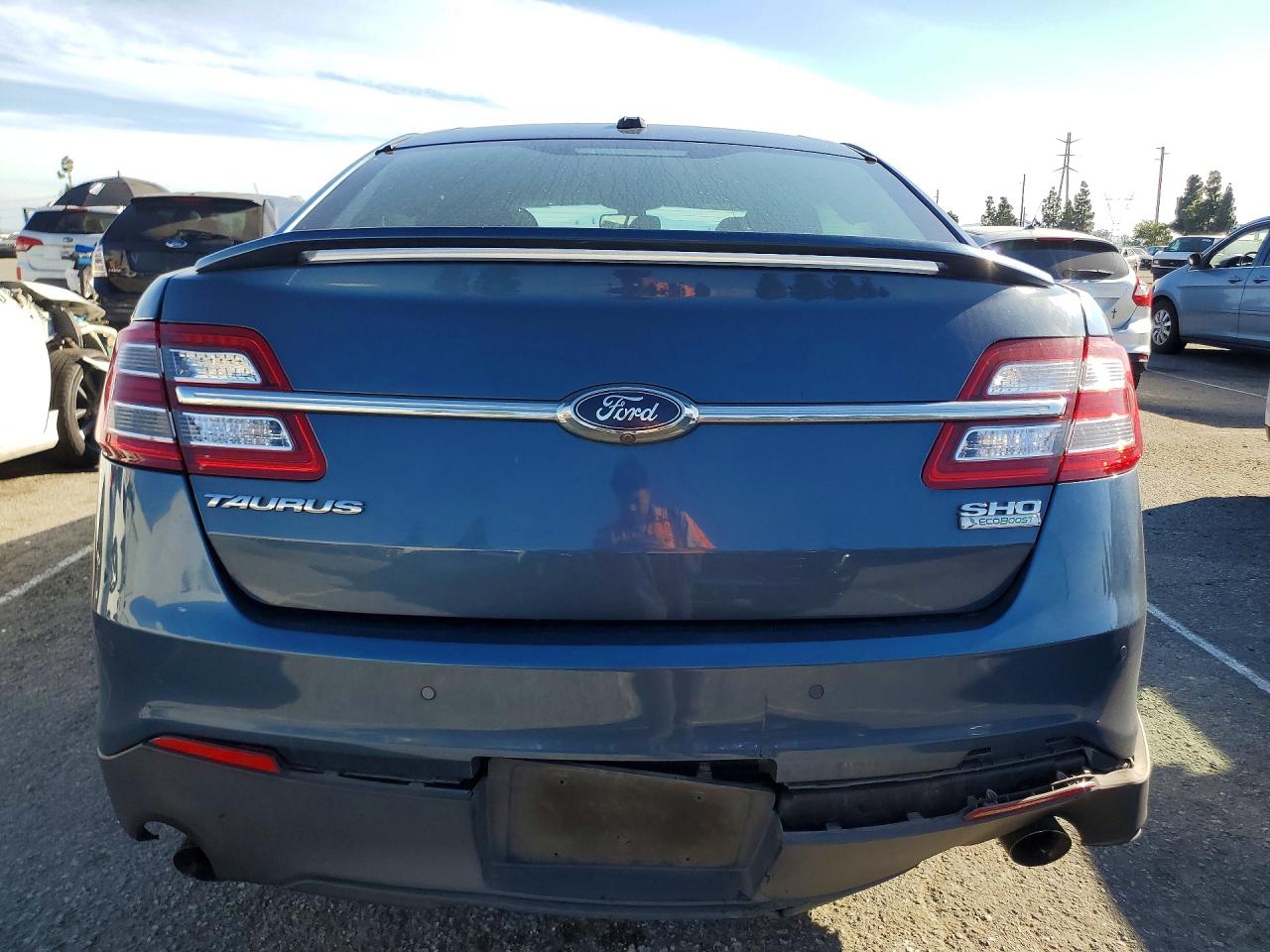 2019 FORD TAURUS SHO photo 6